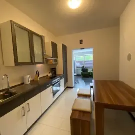 Wohnung mit 2 Bädern und guter Anbindung Küche