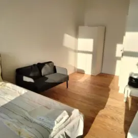 Monteurswohnung im 2. OG L Schlafzimmer