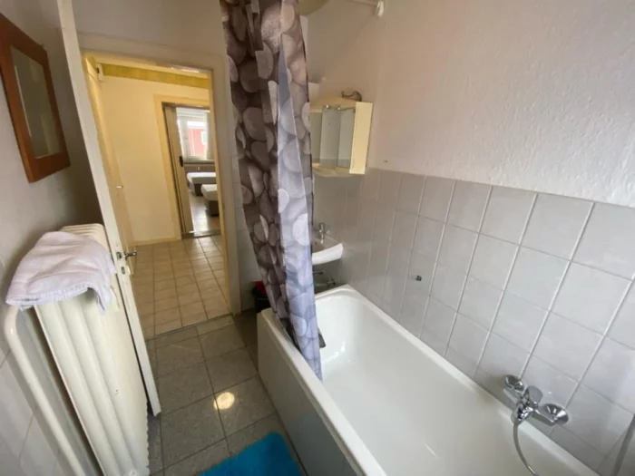 Wohnung am Sachsenring Badezimmer